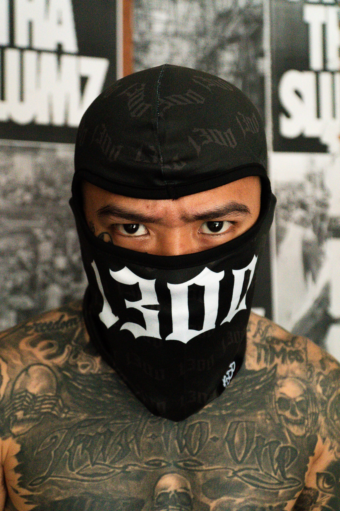 1300 SKI MASK