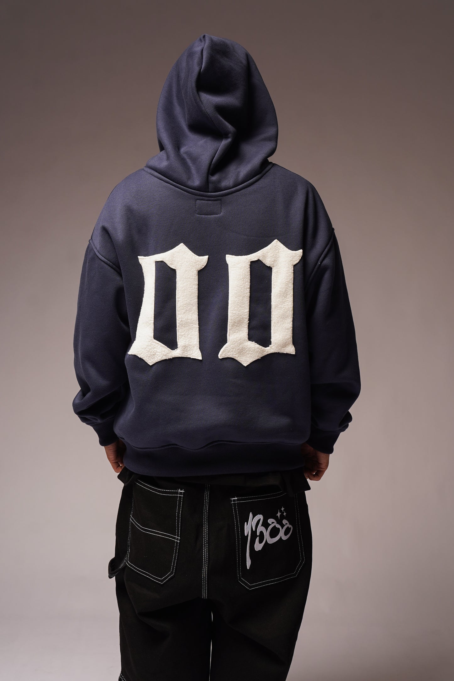 1300 ANCIENT HOODIE