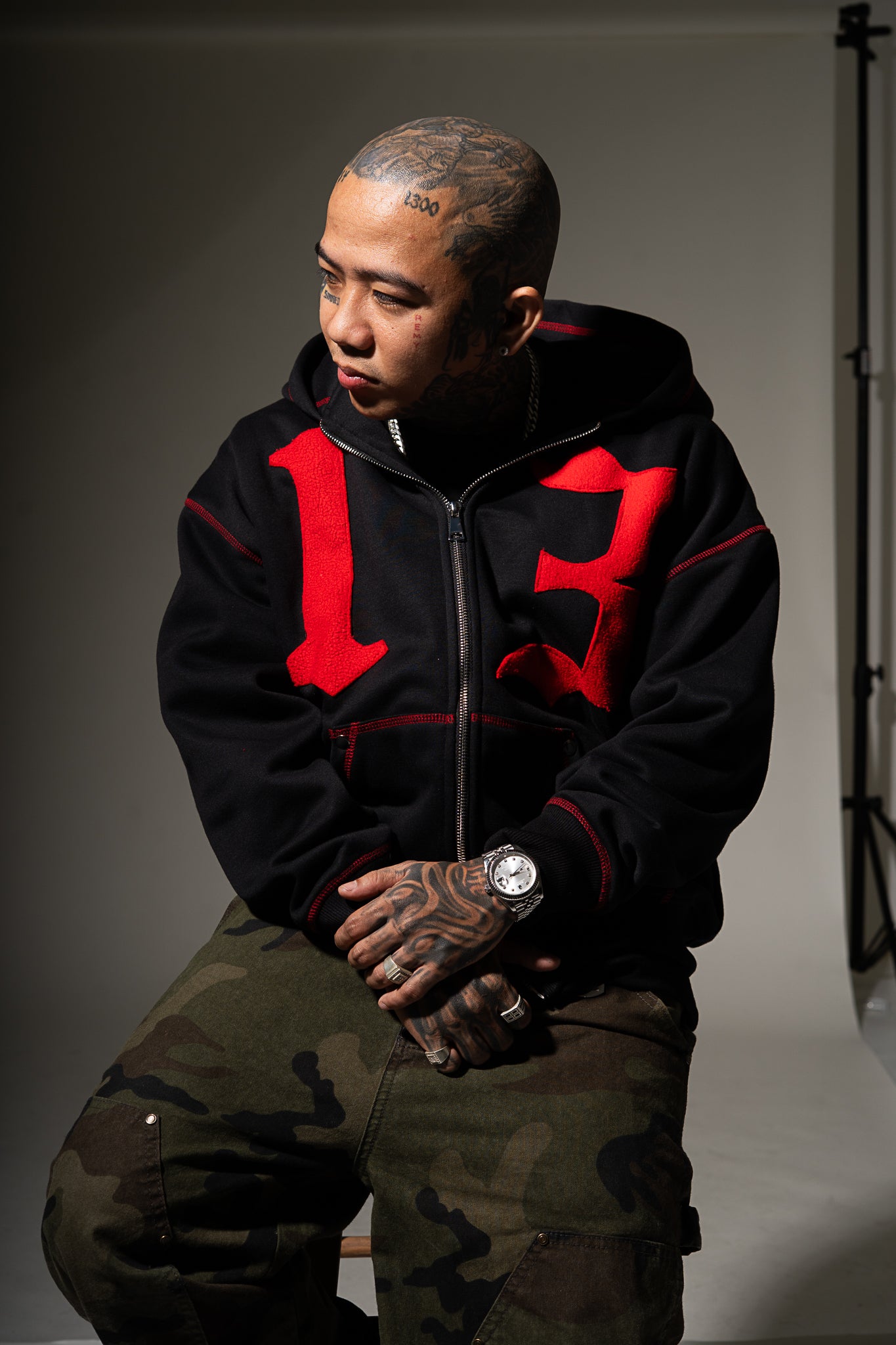 1300 ANCIENT RED HEAT