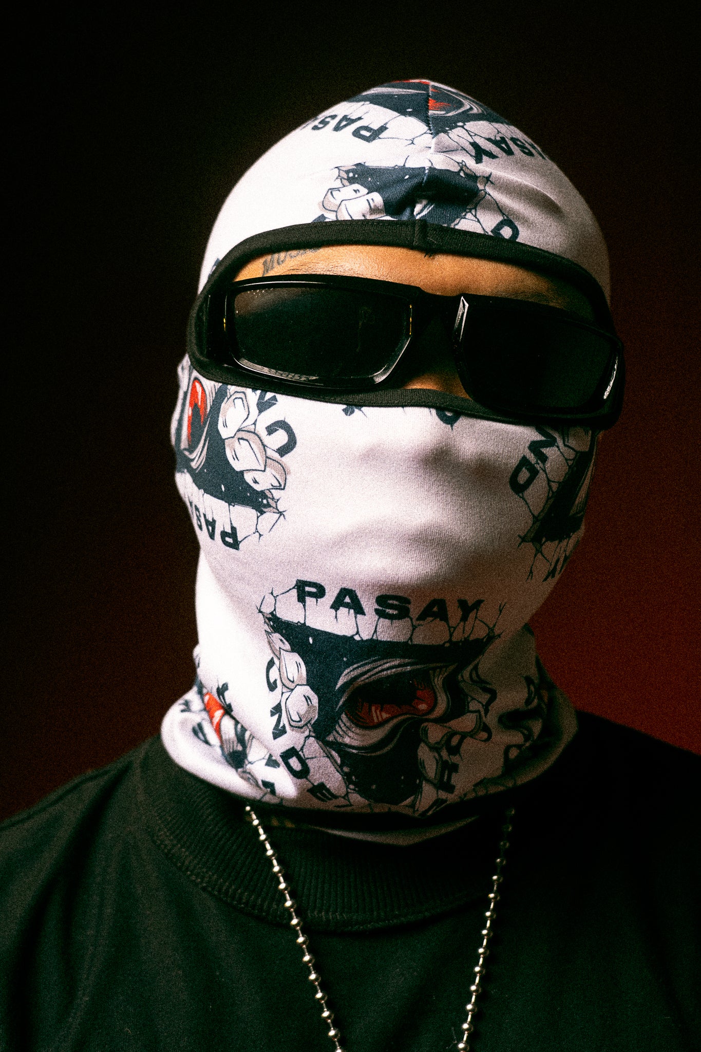 UNDERGROUND MASK