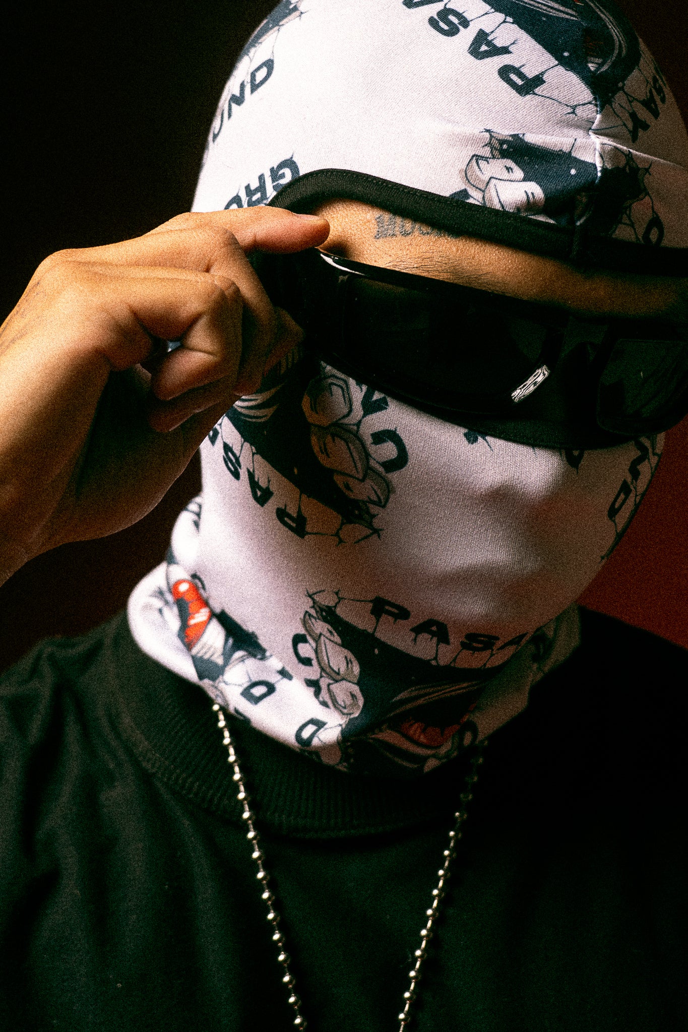 UNDERGROUND MASK